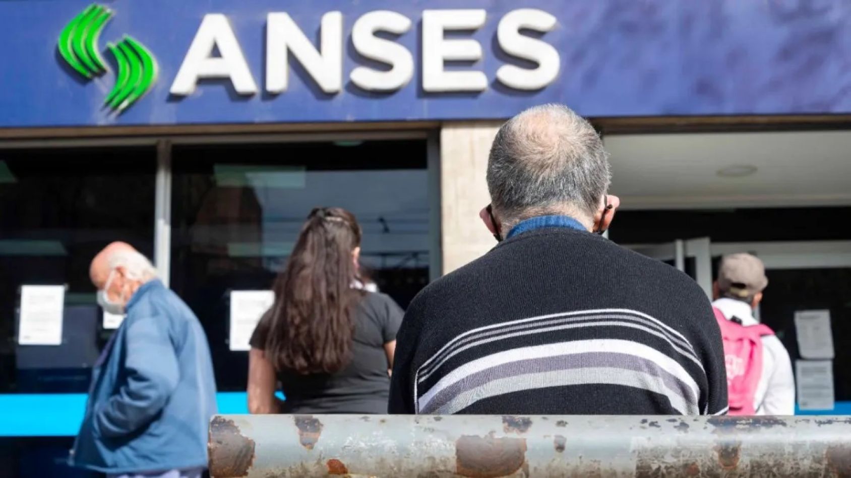 Anses anunció un 15% de aumento para jubilaciones y pensiones
