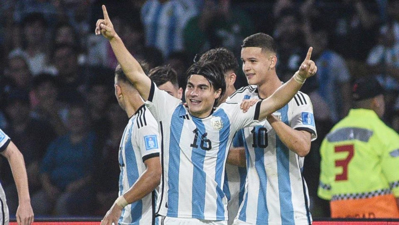 La Selección Argentina Sub 20 le ganó 3 a 0 a Guatemala y se clasificó a octavos de final