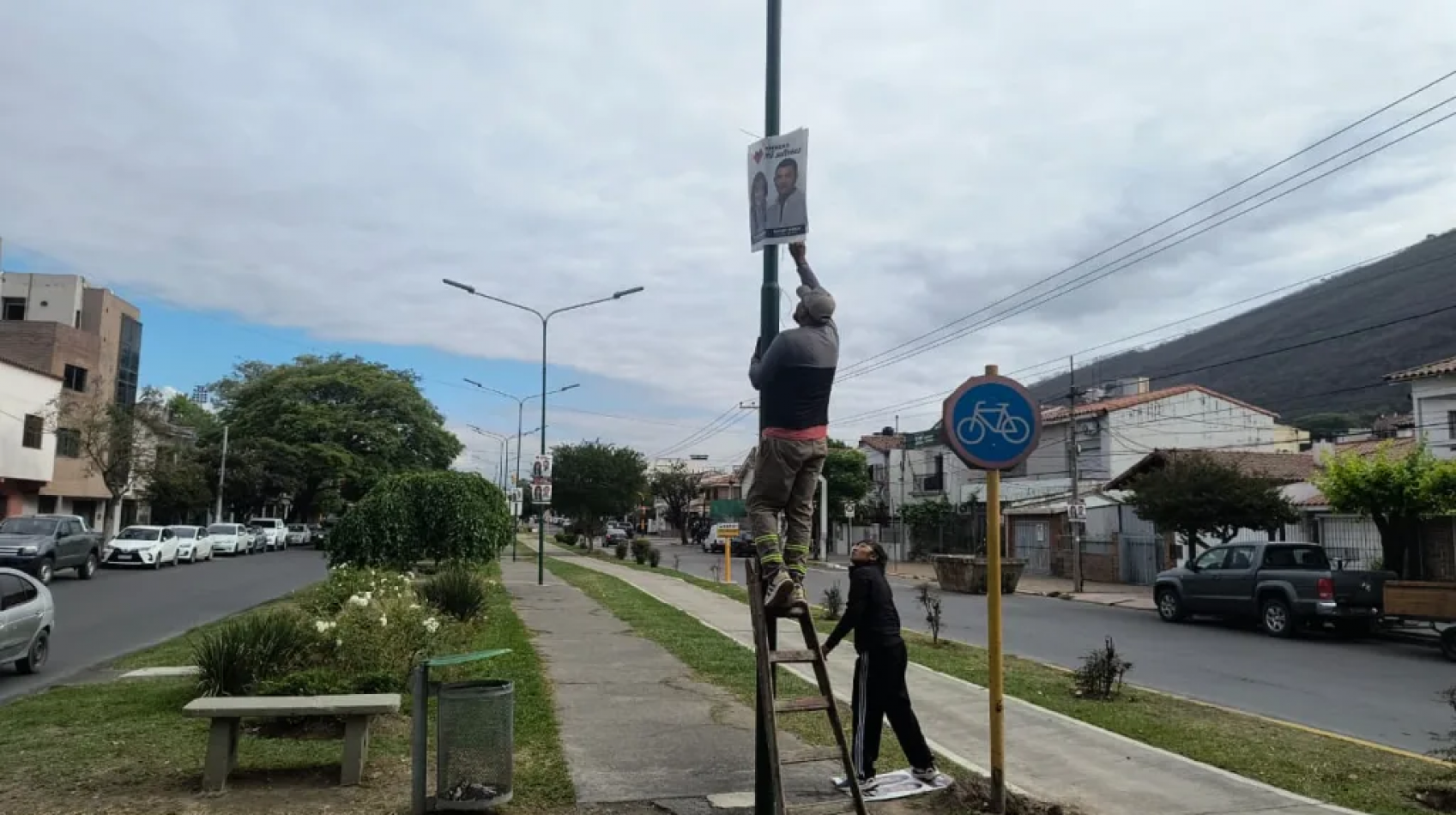 Operativo de retiro de cartelería política