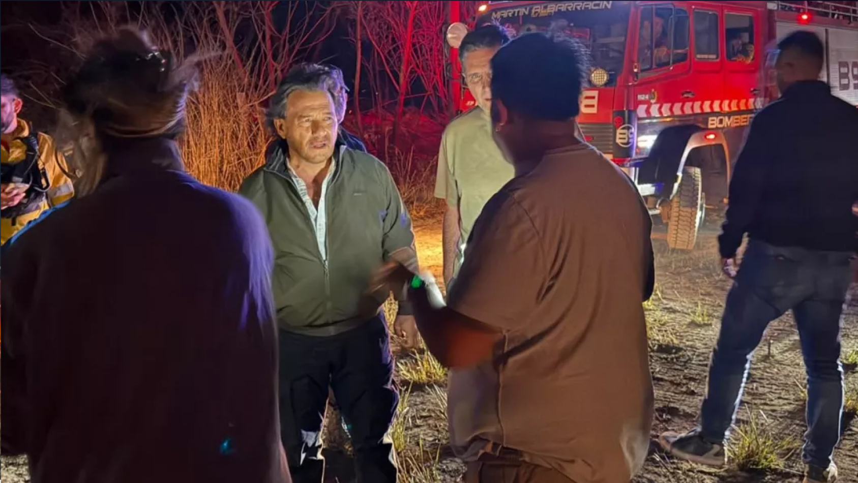 Sáenz supervisó el operativo de emergencia por incendios