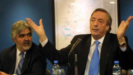 El hijo de Ducler reveló que Kirchner manejaba fondos de Santa Cruz en un paraíso fiscal