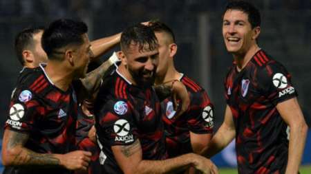 River va por el boleto a octavos de final ante Palestino