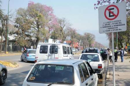 Más de tres mil conductores fueron multados por estacionar mal