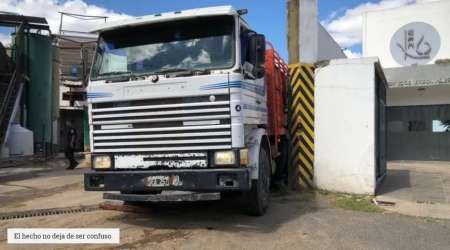 Camionero murió aplastado por su propio vehículo al intentar estacionarlo