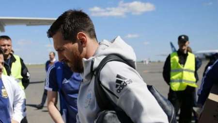Messi llegó al país para sumarse a la Selección