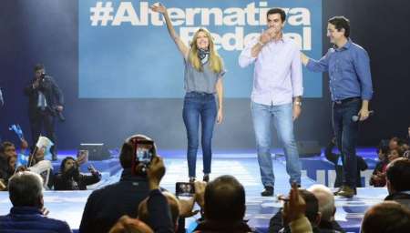 "Ni Macri ni Cristina, hay alternativa en la Argentina"