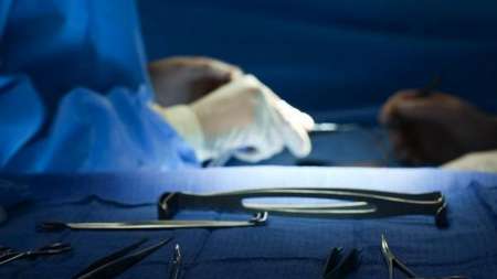 Dos médicos de renombre a las piñas por una disputa amorosa