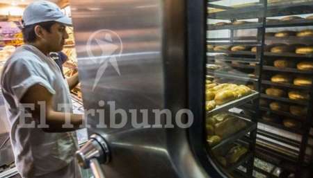 Se perdieron 2.100 empleos formales en un año en Salta