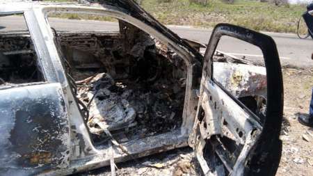 Otra vez, quemaron un auto Intersindical