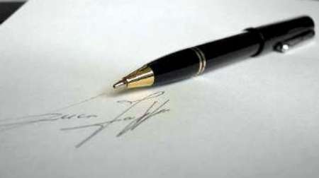 Empleada falsificaba firmas en recibos de sueldos y se quedaba con plata del Estado