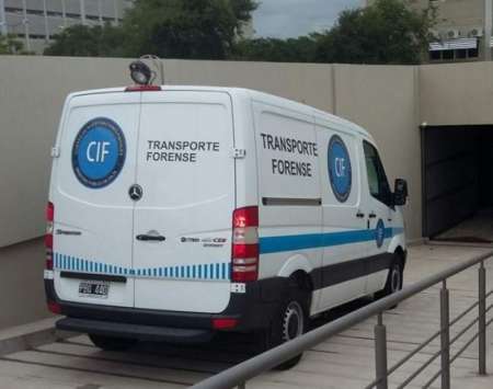 Encontraron a un hombre muerto en la pileta de natación de una quinta de Salta