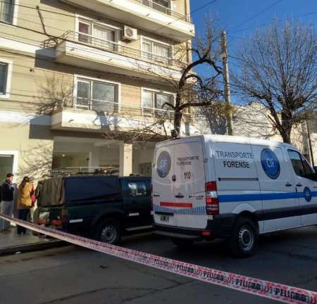 Se conoció la causa de muerte del hombre hallado sin vida en un edificio céntrico