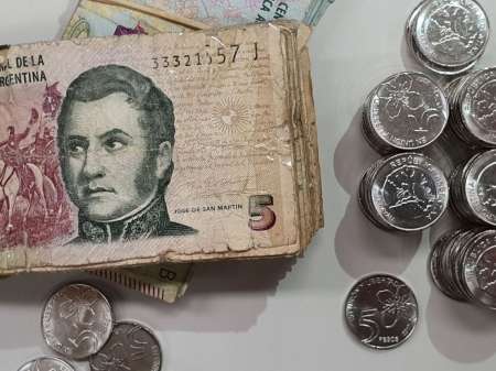 Chau al billete de $5: se puede canjear a partir de este jueves