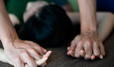 Joven con retraso madurativo fue violada y embarazada por un desconocido, le pidió que aborte