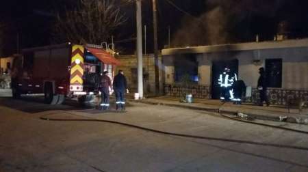 Bomberos sofocaron un incendio de vivienda en zona norte