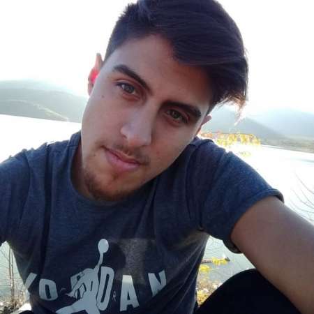 Gran conmoción por la muerte del joven motociclista en avenida Tavella