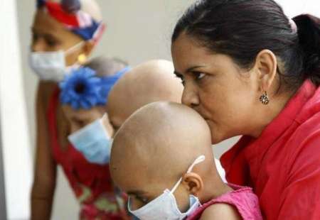 Padres de niños y adolescentes con cáncer en alerta por la falta de medicamentos