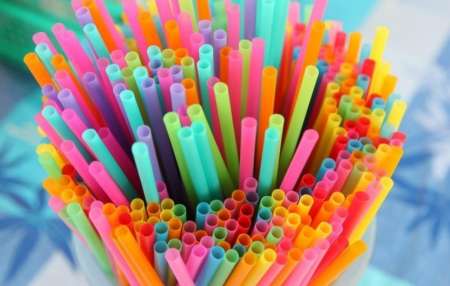 Adiós a los sorbetes: los descartables dejarán de usarse en Salta capital