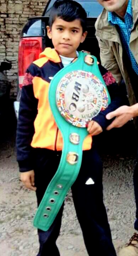 Nene salteño es tricampeón Sudamericano de Boxeo, y su proyección es inmensa