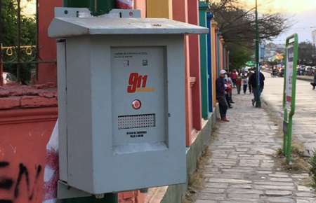 Le robaron el celular y la billetera, usó un alarms box y detuvieron al delincuente