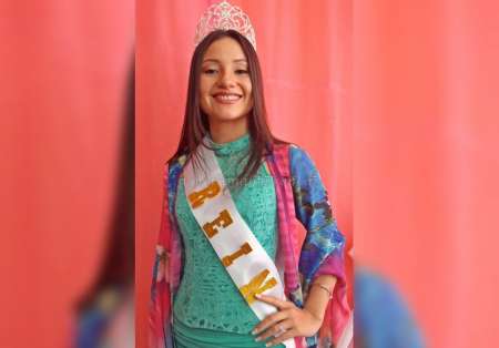 Una joven hipoacúsica fue coronada Reina de los Estudiantes en Tartagal