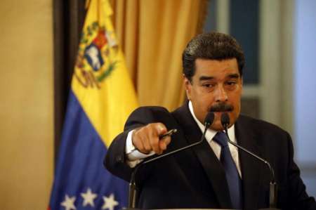 Maduro trató de "estúpido" a Alberto Fernández