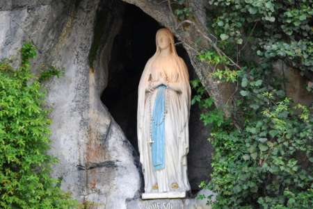 La iglesia francesa anunció un nuevo milagro de la Virgen de Lourdes