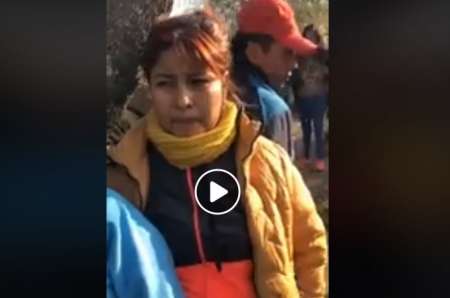 VIDEO. Se ENCADENARON en CASA de GOBIERNO para pedir TERRENOS