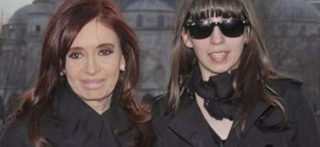 ¿Qué tiene Florencia Kirchner?: la enfermedad que hizo suspender la llegada de CFK a Salta