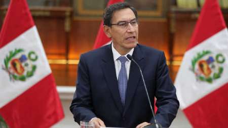 El Congreso de Perú suspendió al presidente Vizcarra por "incapacidad moral"