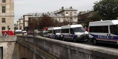 París: mató a cuatro policías a cuchilladas y lo abatieron a tiros de ametralladora