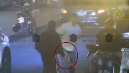 A palazos, vendedores se pelearon en pleno centro salteño