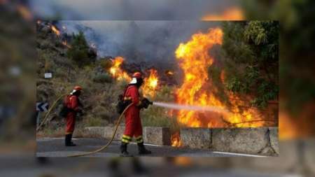 Impresionante: un incendio se devoró una casa en Solís Pizarro