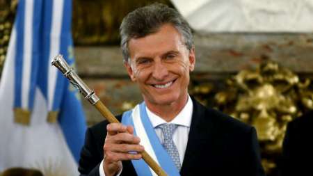 Macri dijo que el 2018 será un año bueno y ante la polémica con funcionarios destacó el "apego absoluto a la transparencia"