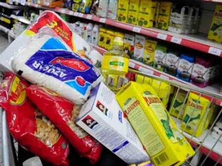 La CGT presiona al gobierno de Macri para que "congele los precios de la canasta básica"