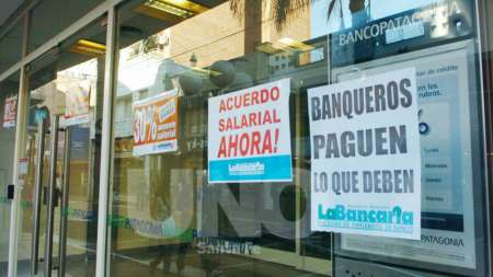 Empleados bancarios inician hoy un paro por 48 horas