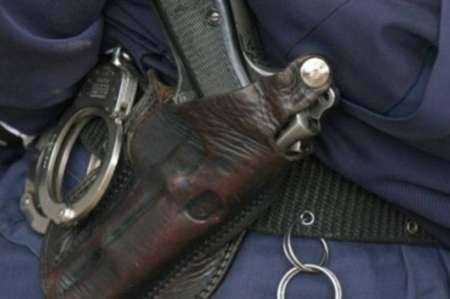 Una mujer policía asesinó a balazos a su hija de 6 años mientras dormía