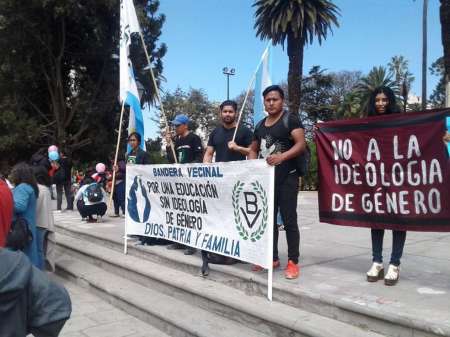 El partido neonazi con sede en Salta cambió de nombre: Frente Patriota