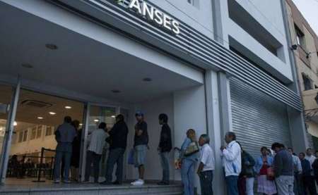 Hoy no vayas a Anses: los empleados se tomaron el día