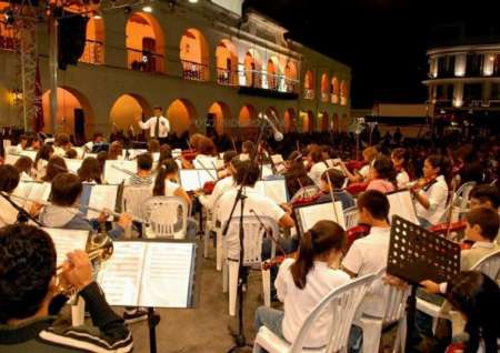 Garantizan la estabilidad laboral de los músicos de la Orquesta Sinfónica