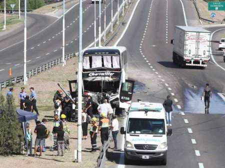 Los choferes del colectivo fueron hospitalizados