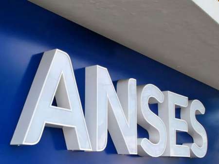 Atención reducida en ANSES en adhesión a la medida de Moyano