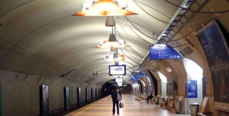 Histórica huelga paraliza Francia