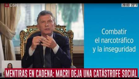 Polémica por los zócalos críticos de un canal de televisión durante la cadena nacional de Macri