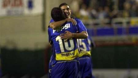 Tevez: “Román es el máximo ídolo del club”