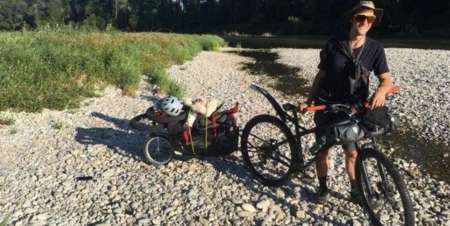 Le robaron a ciclista alemán que quería cruzar la cordillera