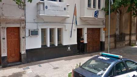 Denuncian un "sistema recaudatorio" ilegal en la delegación santafesina de la Policía Federal Argentina