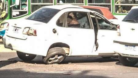 VIDEO Atropelló y mató a tres personas, quiso escapar y los vecinos casi lo linchan en el lugar