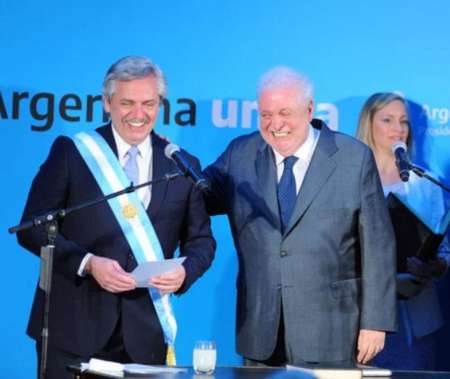 Gines dijo que se despenalizará el aborto y negocia rebajas de hasta 9% en el precio de los medicamentos