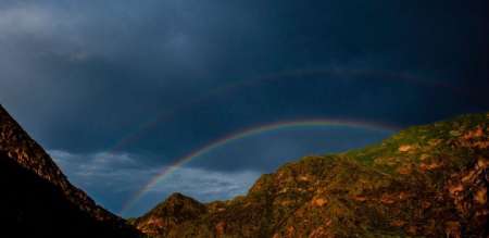 VIDEO. Un imponente arcoíris fascinó ayer a los salteños que pudieron divisarlo desde distintos puntos del Valle de Lerma